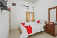 RedDoorz Syariah Near Watervang Lubuk Linggau 2 Hotel a Batu Urip Taba
