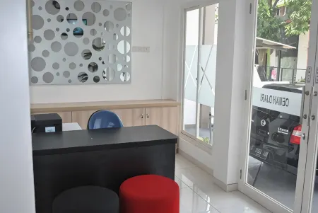 Oemah Djari Guest House Syariah Semarang Отели рядом с достопримечательностью «Tugu Muda»