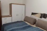 TAROS HOME - the feel-good oasis with balcony, coffee, 3 beds and home office space Hotels in Herrenberg