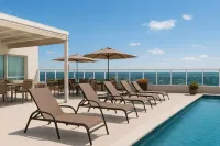 Saint Moritz Hplus Express - piscina