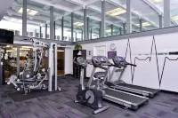 Clarion Inn & Suites Across from Universal Orlando Resort - Gym