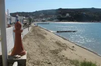 Cyclades Beach - Mountain view