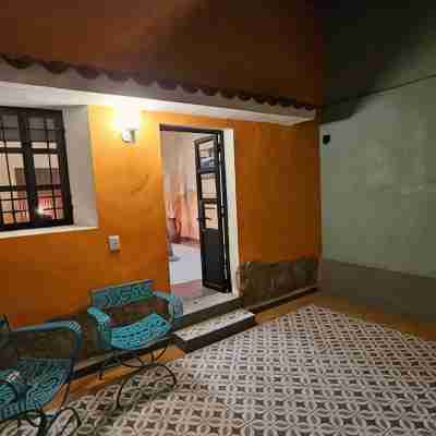 AMPLIO DEPARTAMENTO 2 PERSONAS EN EL CORAZON DE OAXACA, RECIEN REMODELADO Others