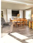 Lake Haven Cottage • Fun Summer Get Away! fishing and kayaks!