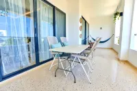 Nana's boho BeachfrontVilla w/Ac&pool