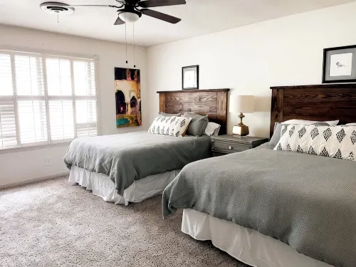 The Cozy Home Near Lancium, Acu, Hsu, Hendrick