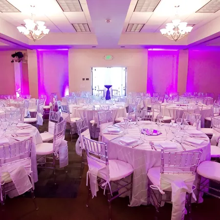 Holiday Inn MADISON AT THE AMERICAN CENTER by IHG