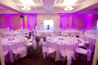 Holiday Inn MADISON AT THE AMERICAN CENTER by IHG - Bữa sáng