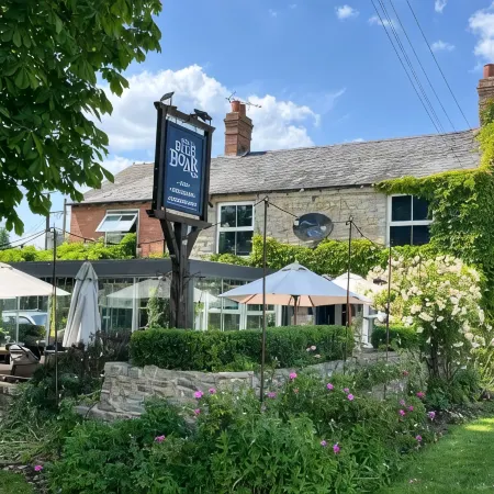 The Blue Boar - Historic Country Inn Near Stratford-Upon-Avon Отели в г. Альчестер