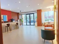 Leishen E-Sports Hotel (Zibo The Mixc Badaju) - 애견동반
