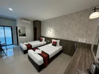 The Hub Suratthani Hotel Hotels in Wat Pradu