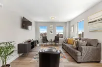 City Views 1BR Free-Parking- Close to NYC - Condos