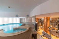 Lux Garden Hotel - ที่มีสปา