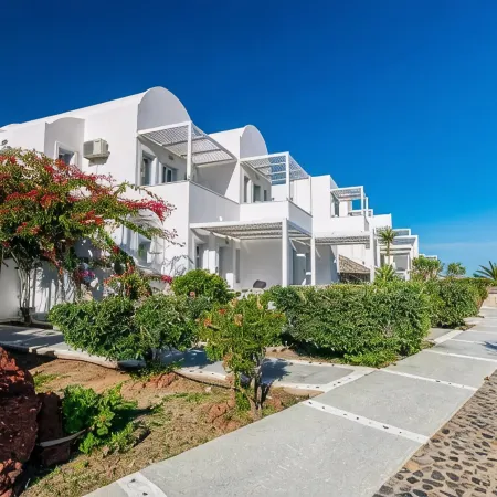 Phaos Santorini Suites