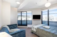 1BR Studio in Te Aro - City Lookout - 3-Star