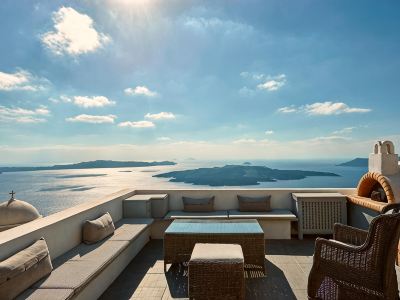 Villa Dakoronia•Stunning caldera view Private Pool