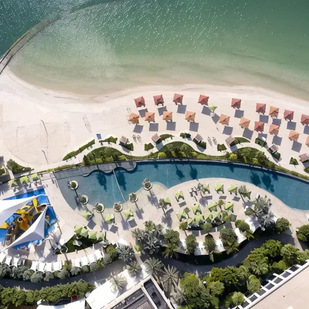 Four Seasons Hotel Bahrain Bay