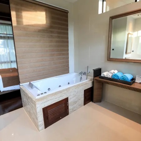 Akira Lipe Resort