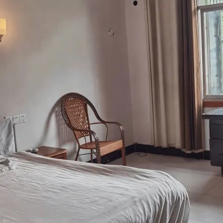 Lixin Hotel