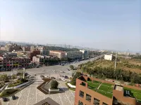 ChangSha L·Hotel - Mountain view