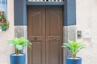 Dada Suites