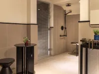 Hotel le 37 Bis Hotels in Neuilly-sur-Seine