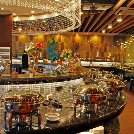 Zhaoqing International Hotel (Qixingyan Xinghu Scenic Area Branch)