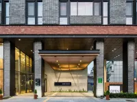 Handpicked Hotel & Collections Hotels near Boramae Station