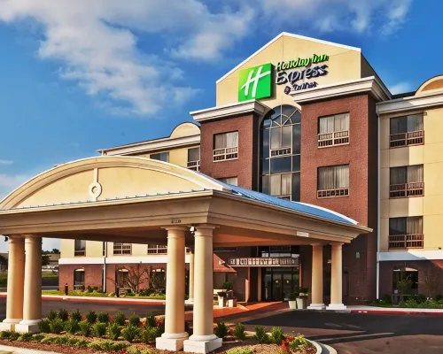 Holiday Inn Express & Suites BARTLESVILLE by IHG Hotels in Bartlesville
