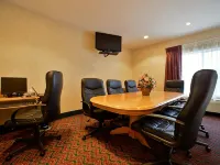 Best Western Plus Howe Inn Hotels in LaGrange County