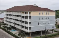 This is it! Spacious Luxury 8 Bedroom Villa, Pool, Hs Internet