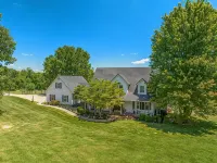 Heated Pool, Hot Tub, Game Room, EV charger, Sleeps 20 - 4-Star