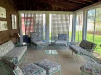 Charming 4-bedroom Colonial in lovely Keene with WiFi, AC Hotels in Keene