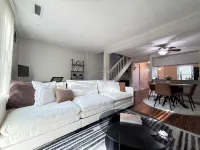 Stay a While Fenced & Stylish 2 Bed 1.5 Bath Family Home Near White Marsh Mall - Wi-Fi