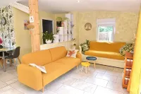 Spacious, comfortable apartment.  Near Marciac and its Jazz.