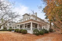 Charming 1-bedroom condo in idyllic Washington~Walk to Waterfront! - Wifi