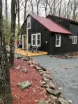 Cozy Cabin with Fireplace, Firepit, Close to Lake