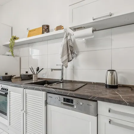 Central location... Ideal for business people, fitters...3 rooms, WiFi, SmartTVs