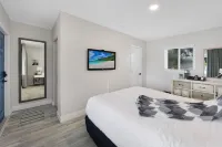 Palm Cove Motel