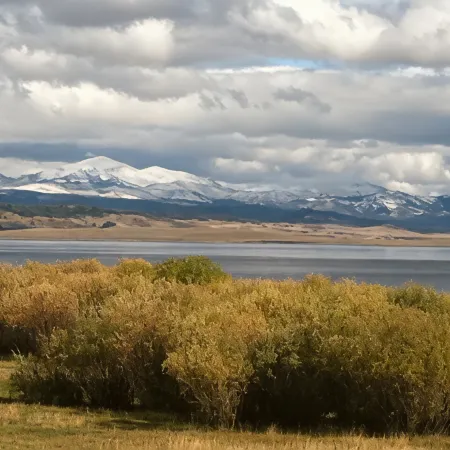 Cozy Cabin Just Minutes from Yellowstone. Book Now for Your Summer Stay!