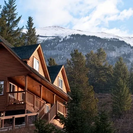 Canmore Alpine Hostel - Alpine Club of Canada