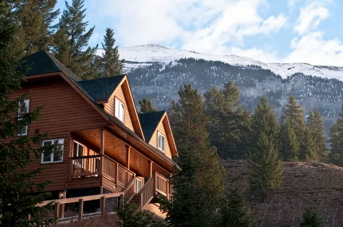 Canmore Alpine Hostel - Alpine Club of Canada - Bãi đậu xe