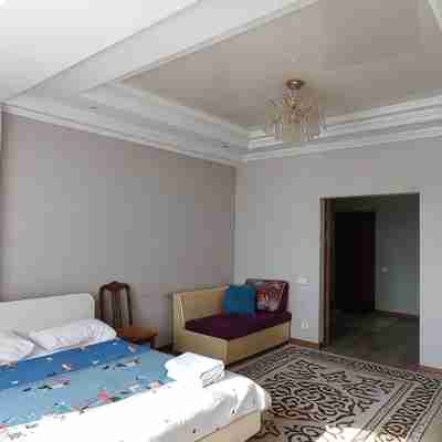 Kozhomkul apartment in the center of Bishkek Rooms