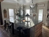 Modern Farmhouse on 6 acres, 7 bedrooms, with a pool. - 4 étoiles