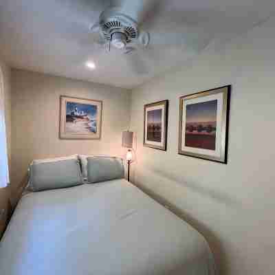 Charming Montauk Getaway centrally located Rooms