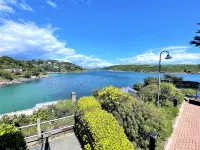 Apartment with Stunning Sea Views of South Sands Beach, Salcombe + 2 Car Parking