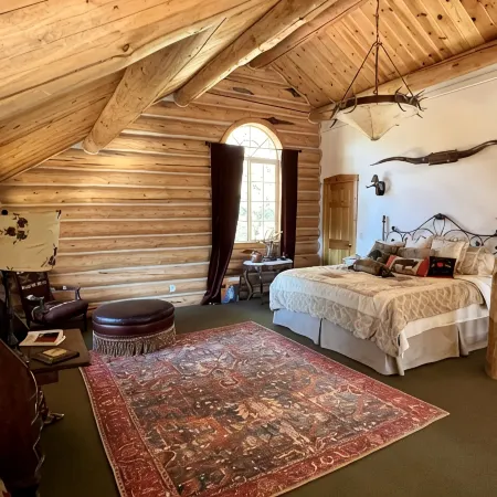 Private, Secluded, Mountain Chalet on 35 acres, HotTub