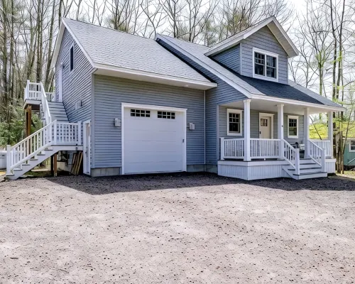 Sebago, newer construction, lake access, AC, 3bd2.5bth, Long Beach neighborhood Hotels in Sebago