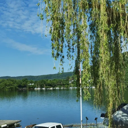 Ferienwohnung Direkt am Strand mit Edersee Blick / Edertal/ Rehbach
