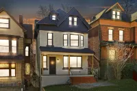 NFL Draft + VIP Fan Basecamp + Close to Acrisure + Gym + Game Room + 2 King Beds - Bungalow
